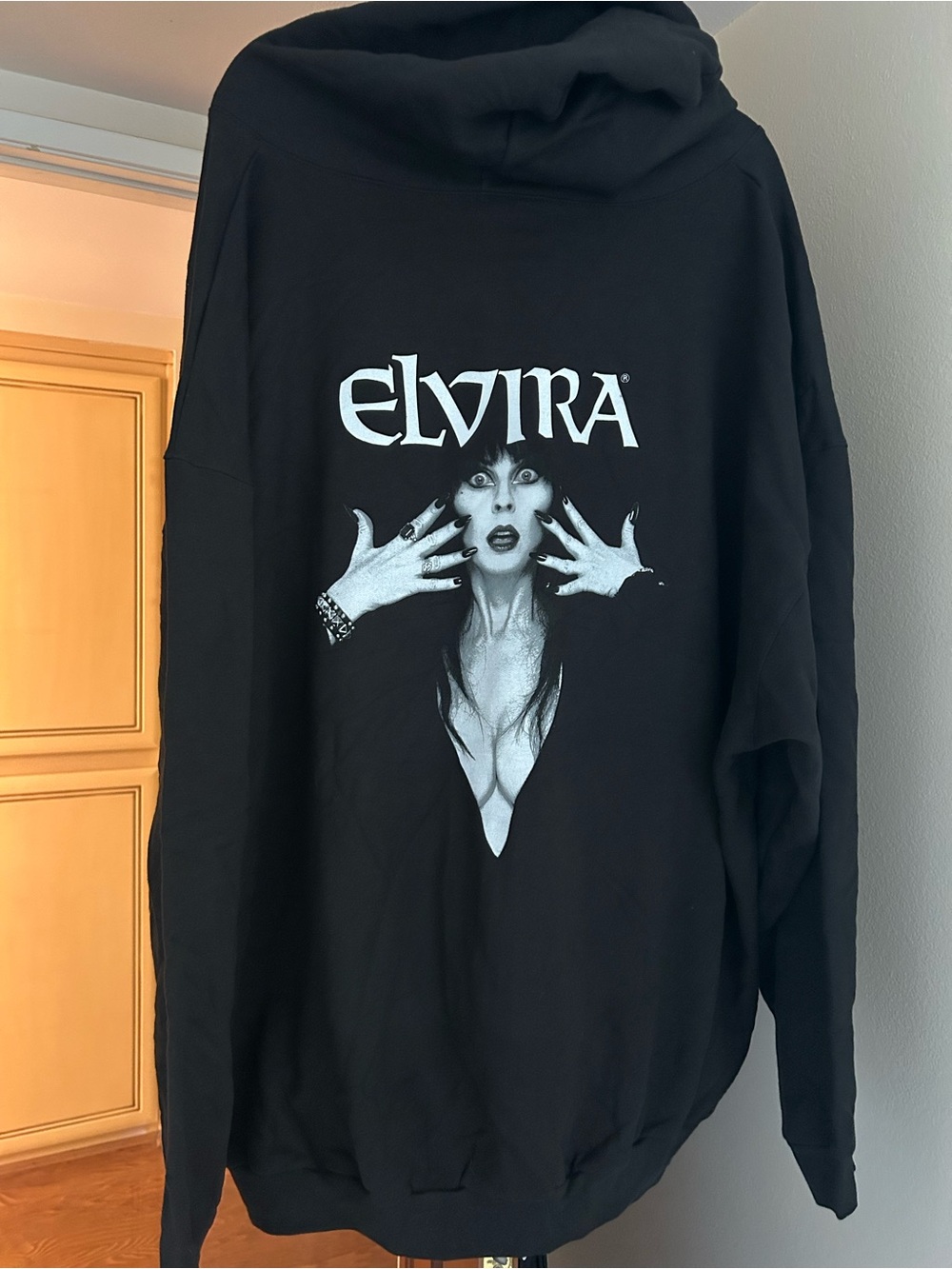 Elvira Hoodie Zip Up Sweater with White Elvira Graphic by Kreepsville. NWT